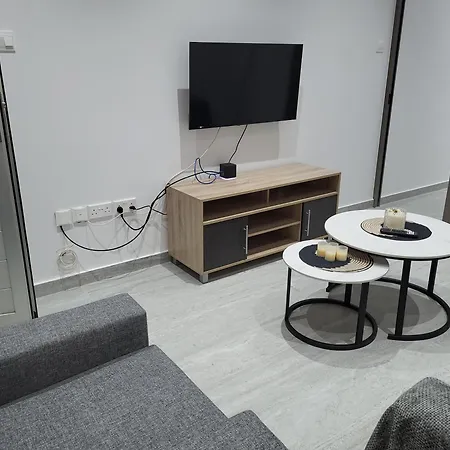 Chryso Apts Protaras Διαμέρισμα Παραλίμνι