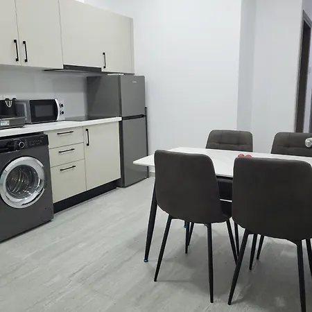 Chryso Apts Apartament