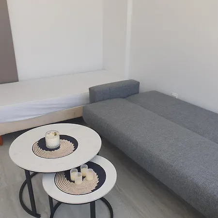 Apartament Chryso Apts *