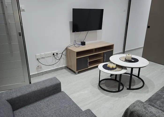 Chryso Apts Protaras Διαμέρισμα Παραλίμνι